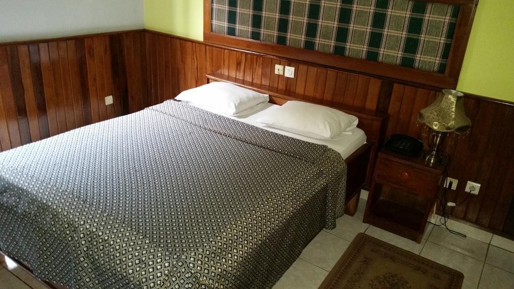 SAFFANA hôtel Douala Buitenkant foto