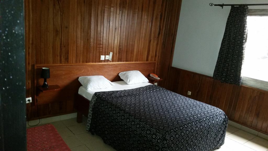 SAFFANA hôtel Douala Kamer foto