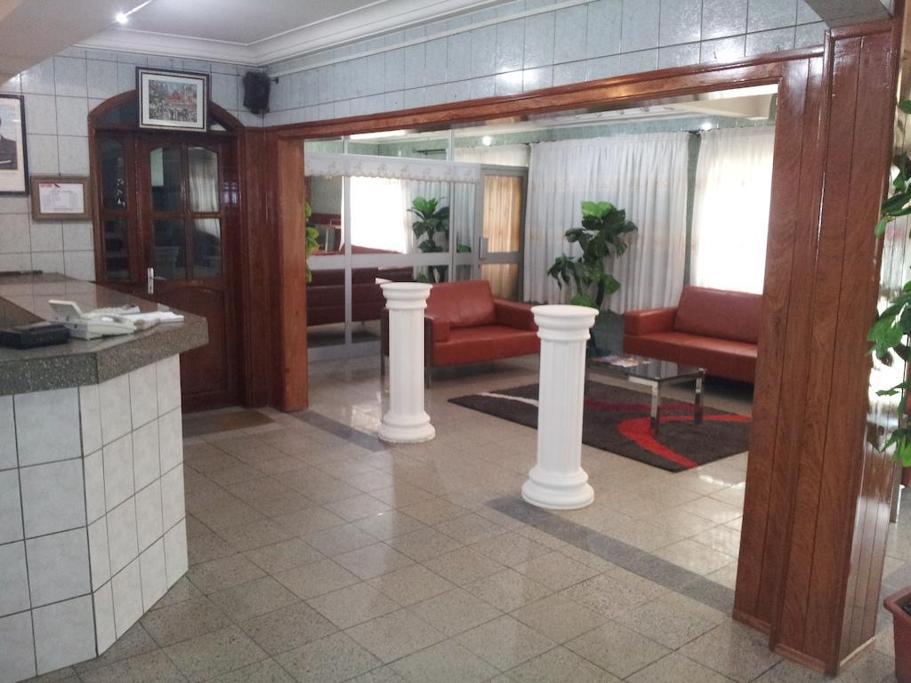 SAFFANA hôtel Douala Buitenkant foto