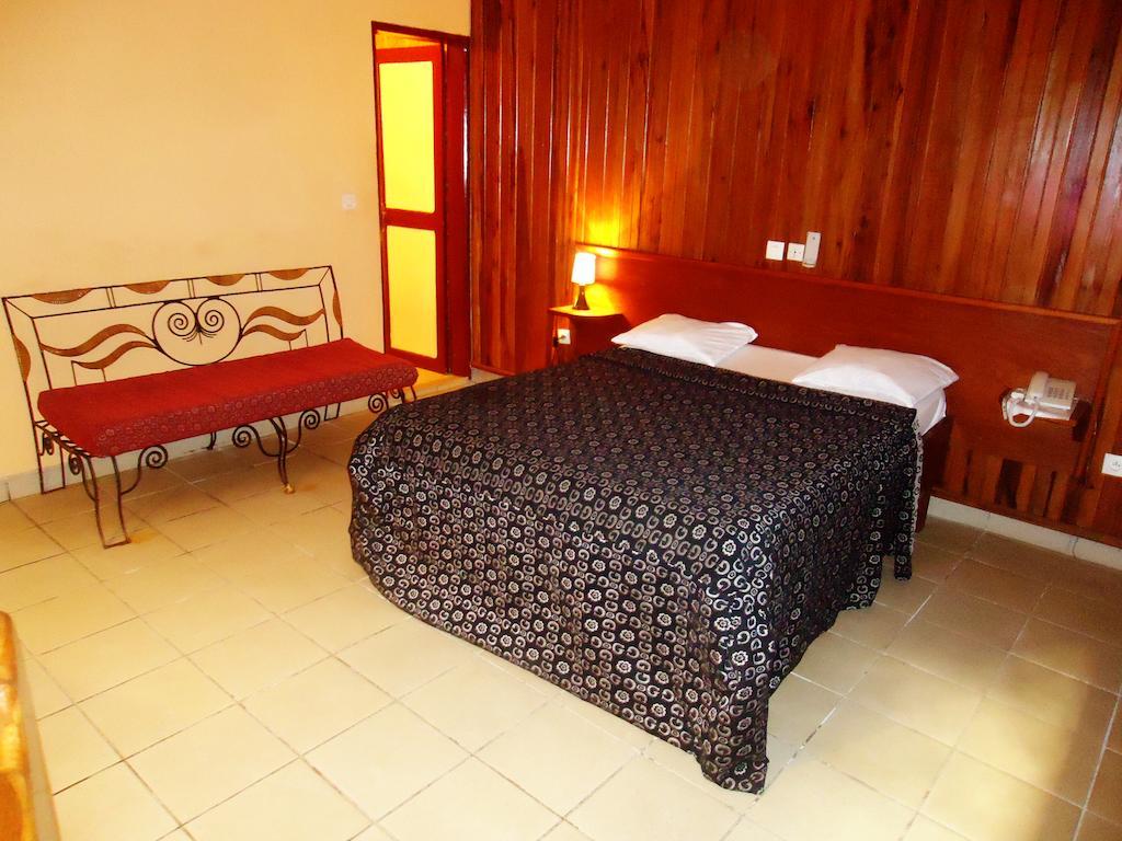 SAFFANA hôtel Douala Kamer foto