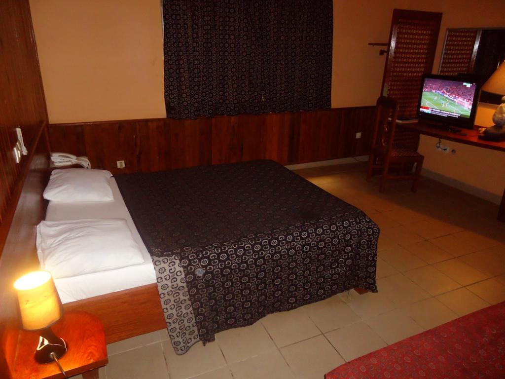 SAFFANA hôtel Douala Kamer foto