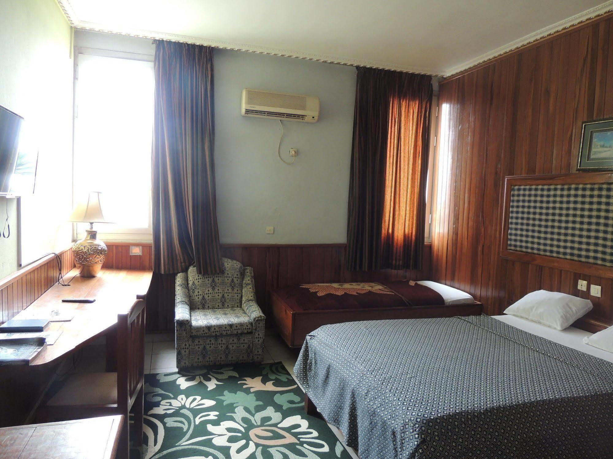 SAFFANA hôtel Douala Buitenkant foto