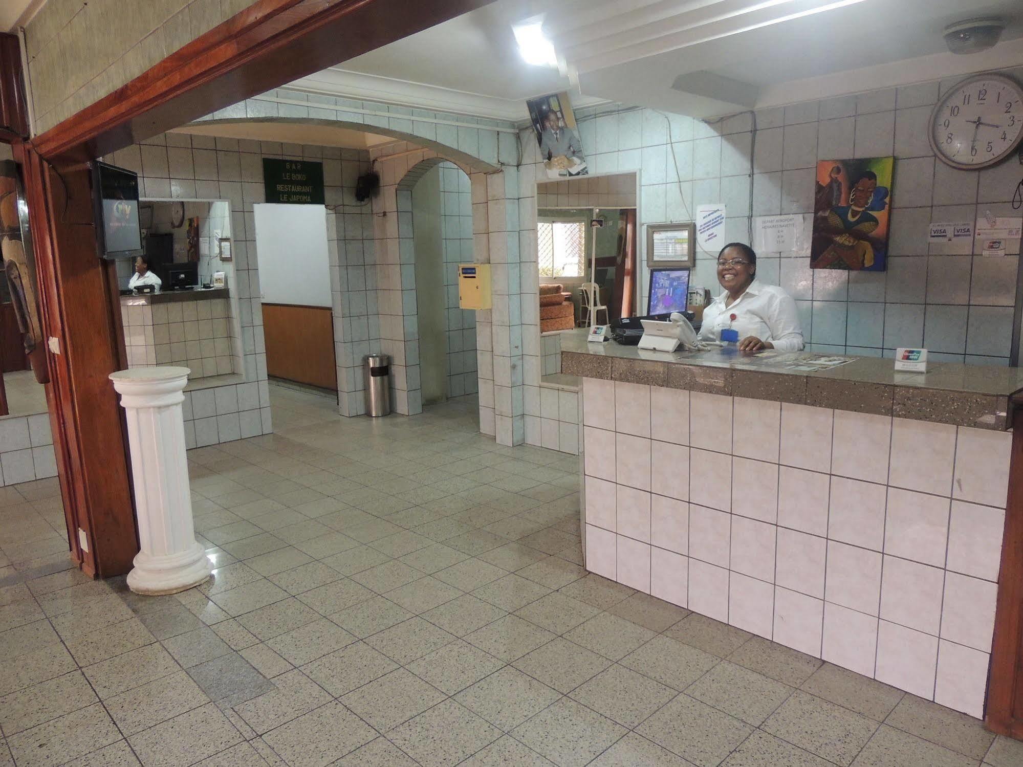 SAFFANA hôtel Douala Buitenkant foto